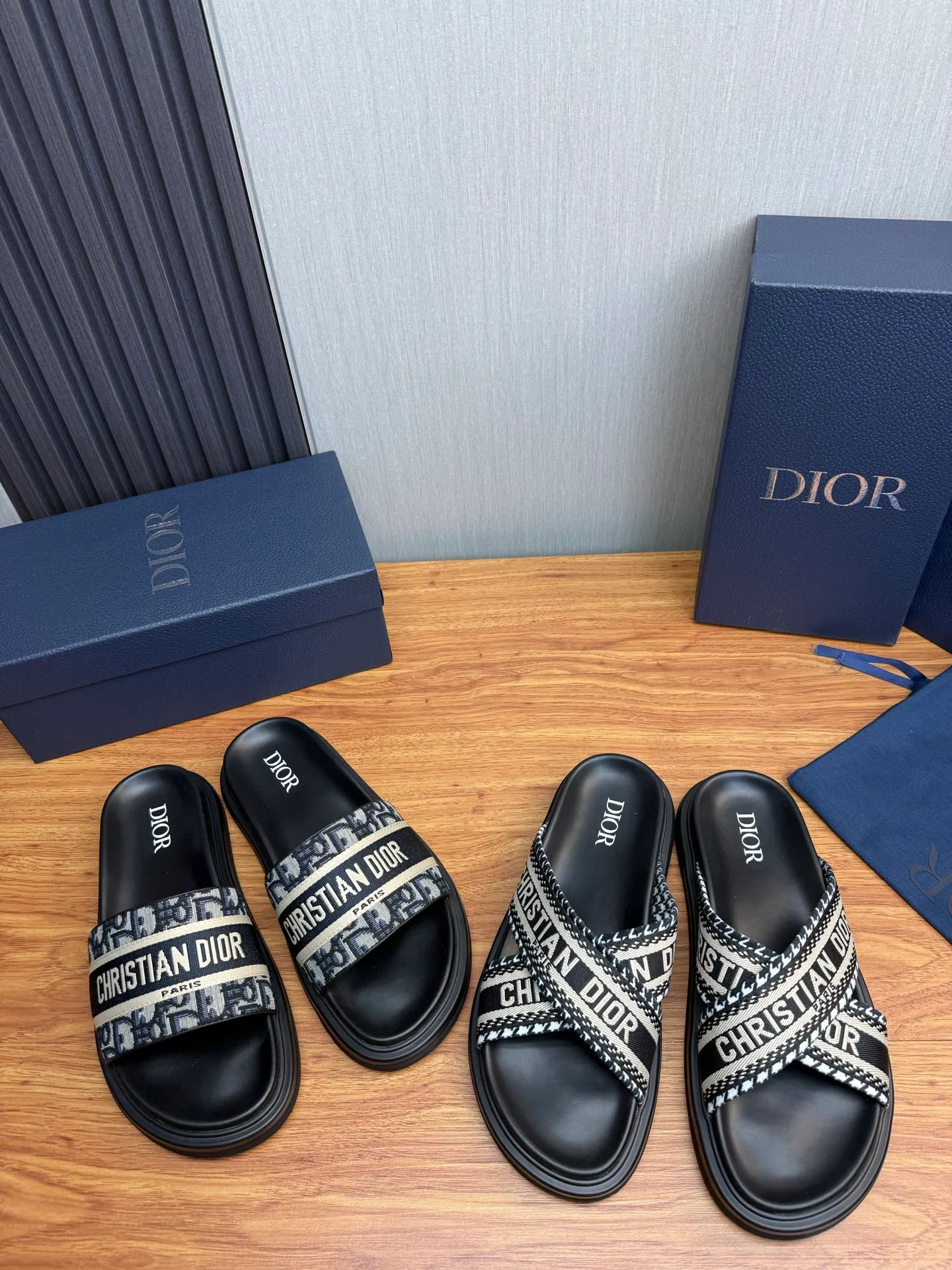 Men's shoes 260💰 Dior. Men's slippers🩴Official website 1:1 production 38-45 size 45 46 🉑️Customized original material shipped✅